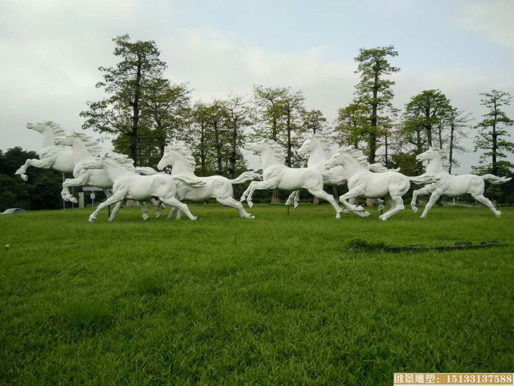 幾何抽象動(dòng)物造型雕塑 玻璃鋼馬雕塑 幾何抽象動(dòng)物造型雕塑 玻璃鋼馬雕塑