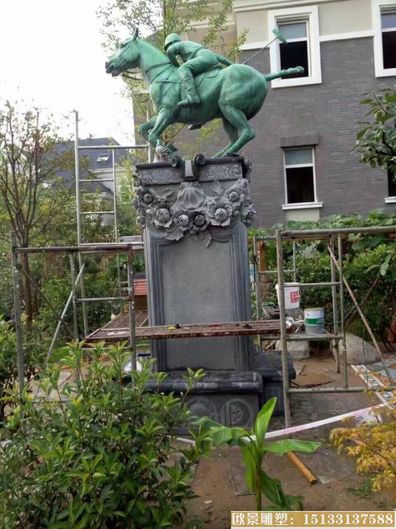 騎馬人物鑄銅雕塑 地產(chǎn)人物銅雕塑廠(chǎng)家定制